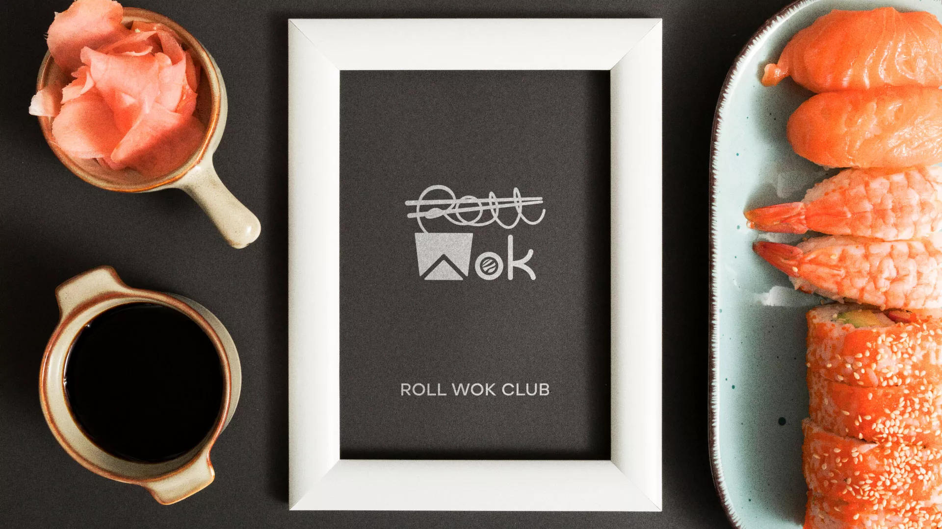 Разработка логотипа суши-бара «Roll Wok Club» в Павловске