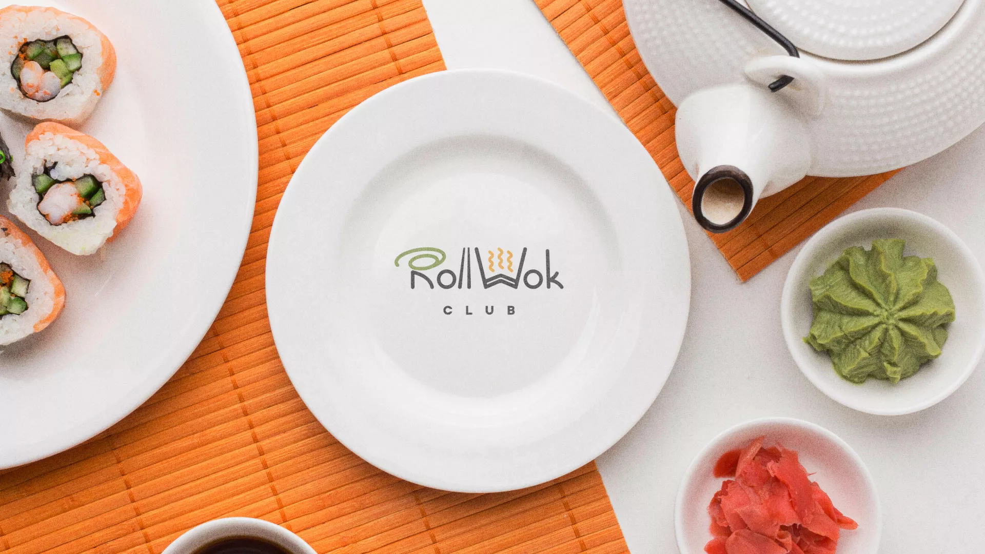 Разработка логотипа и фирменного стиля в Павловске для суши-бара «Roll Wok Club» Разработка логотипа и фирменного стиля в Павловске для суши-бара «Roll Wok Club»